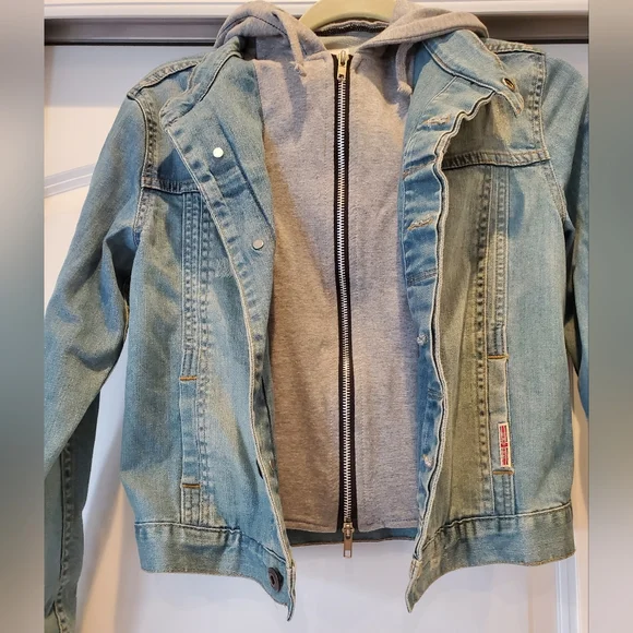 HUDSON| Boys denim jacket, with sweatshirt hood| size 10-12 - Picture 6 of 11
